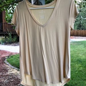 American Eagle Outfitters Tops - Yellow American Eagle Top American Eagle Outfitters Tops - Yellow American Eagle Top